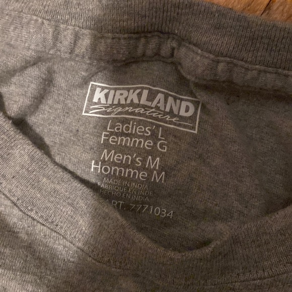 Kirkland T-shirt - Picture 3 of 3